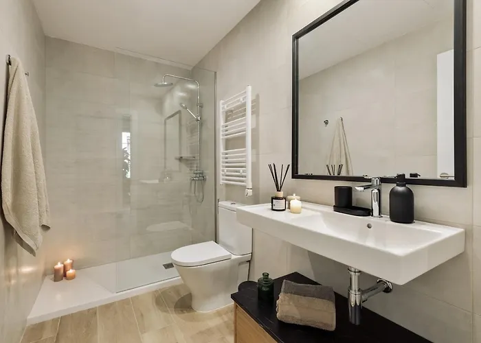 Apartamento Estiu - 2 Bedrooms And Balcony In Sant Antoni Barcelona